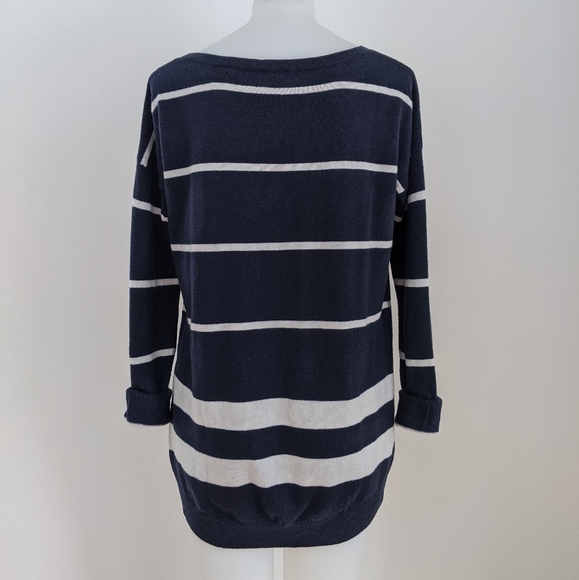 GAP Boyfriend Circular Hem Striped Sweater, XS - Picture 5 of 6